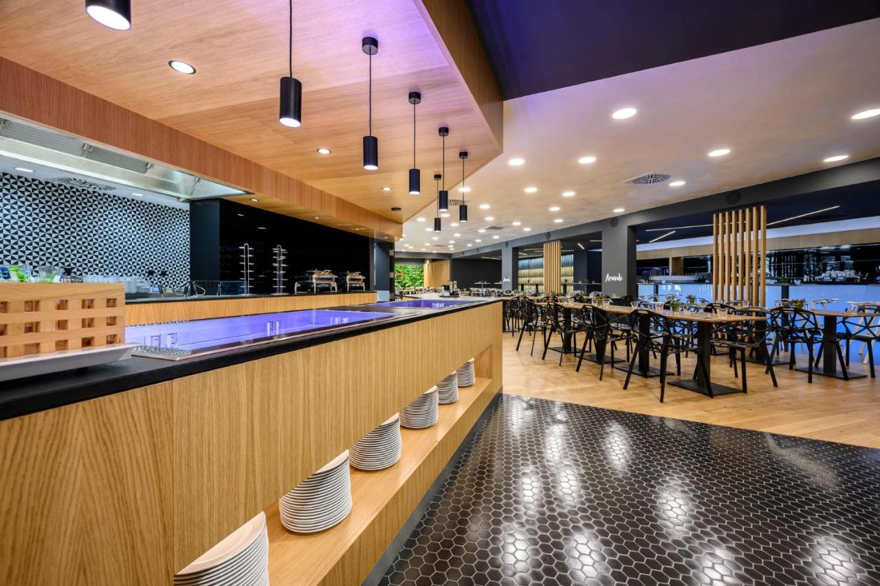 Wine Wellness Hotel Amande Hustopece Bagian luar foto